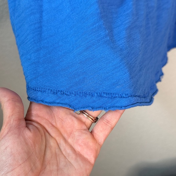 Free People Oversized Long Sleeve Top Distressed Blue size Small - Picture 7 of 12